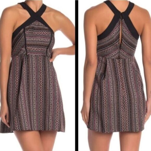 BCBGeneration Woven Fit and Flare Dress. Halter, Boho. - Picture 15 of 16